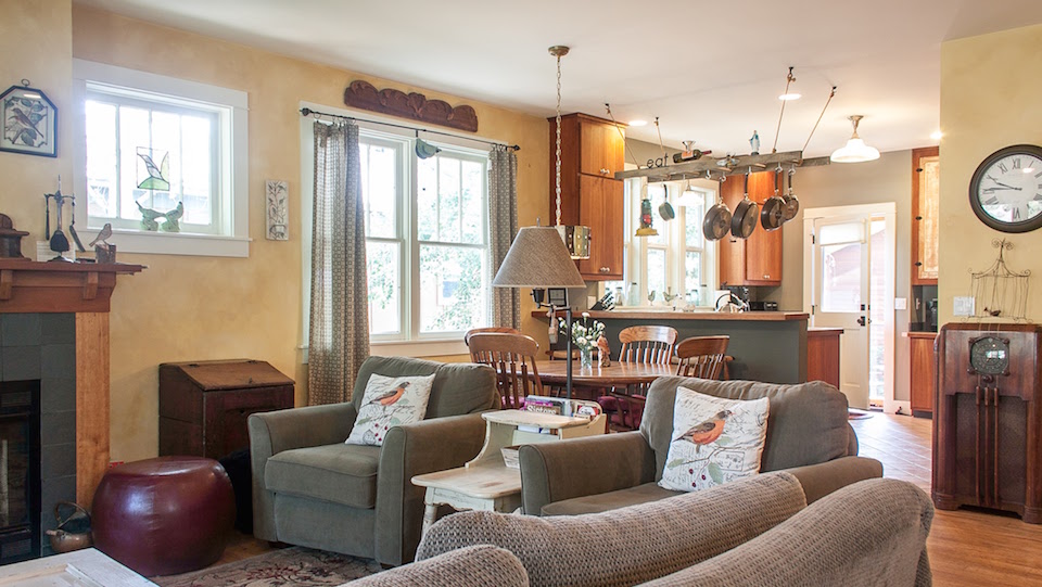 A Stone's Throw Vacation Rental Living Room