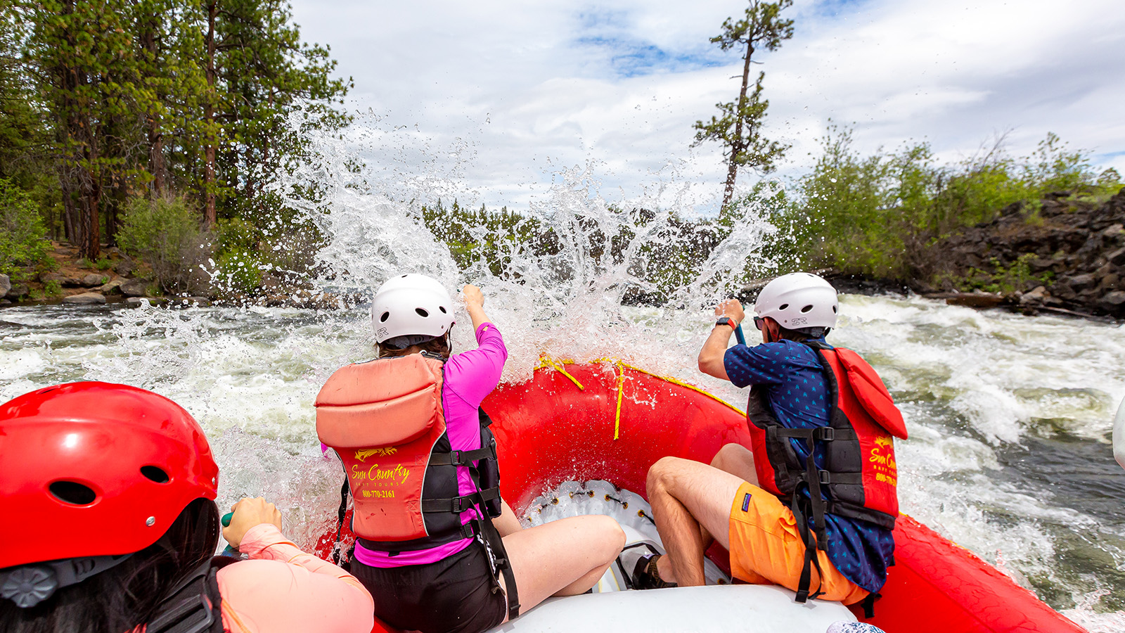 Whitewater rafting in Bend, OR
